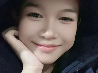 EnaQueen webcam profile - Vietnamese