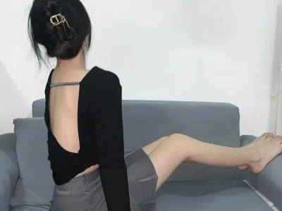 Aimee-520 Japanese speaking webcam model