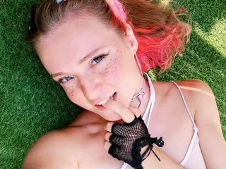 AmeliaCutie69 Foot Fetish webcam from Poland