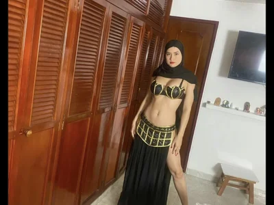 Azahara_23 webcam livesex profile in arabic cams
