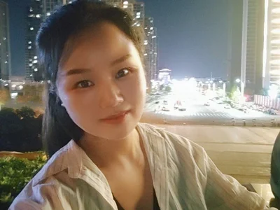 Mier-cn Brown Eyes webcam from China