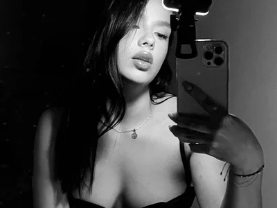 SophieCollins_1 Caucasian webcam from Colombia